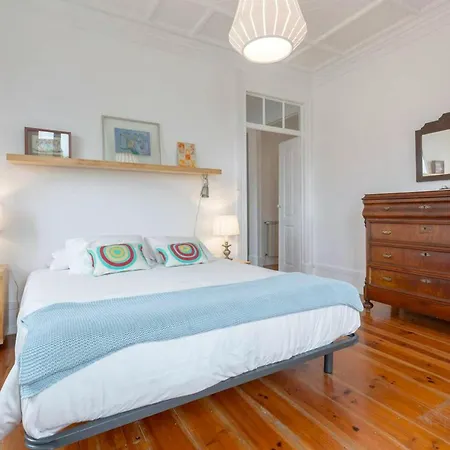 Vila Spacious With Seaview In *