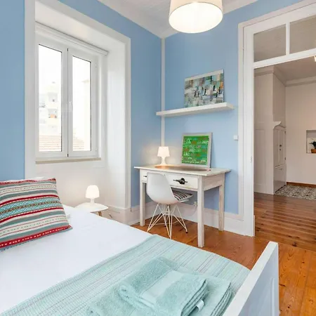 Spacious With Seaview In Vila *